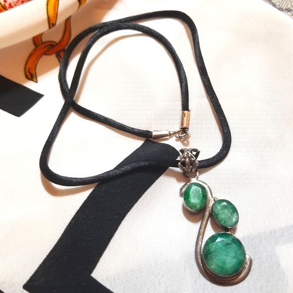 12CTS EMERALDS Vintage Necklace - Picture 6 of 8